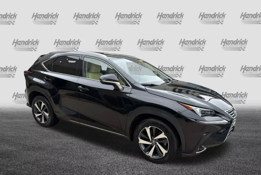 2021 Lexus NX 300 photo 1