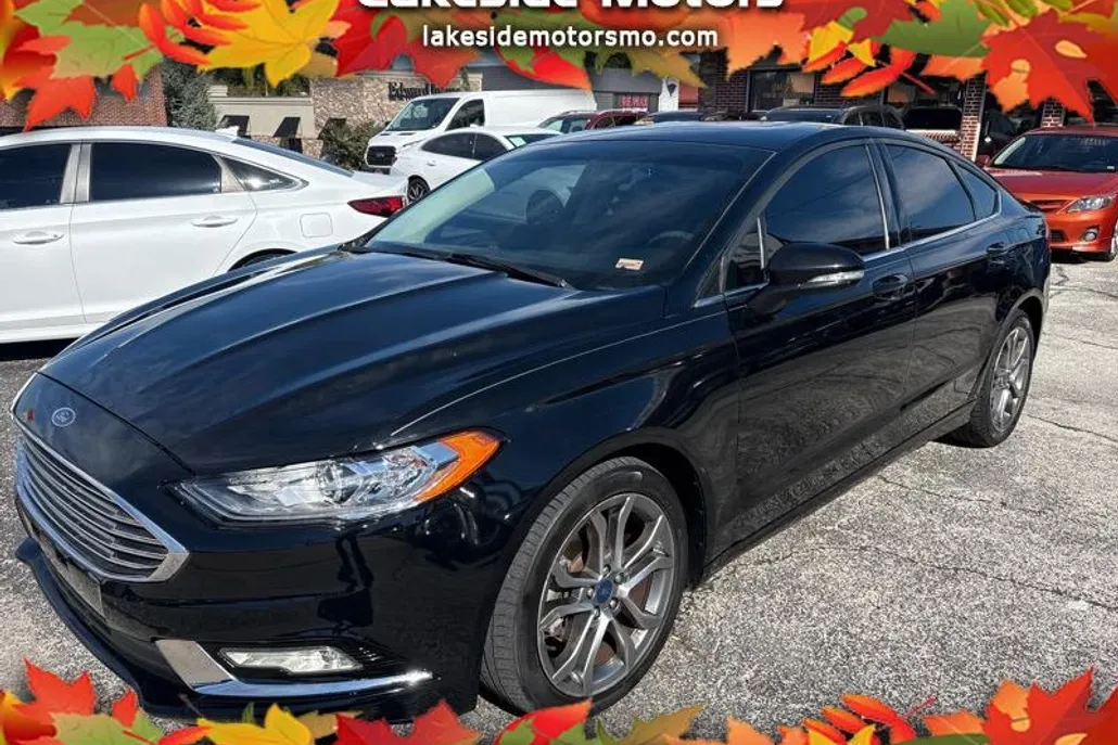 2017 Ford Fusion SE photo 1