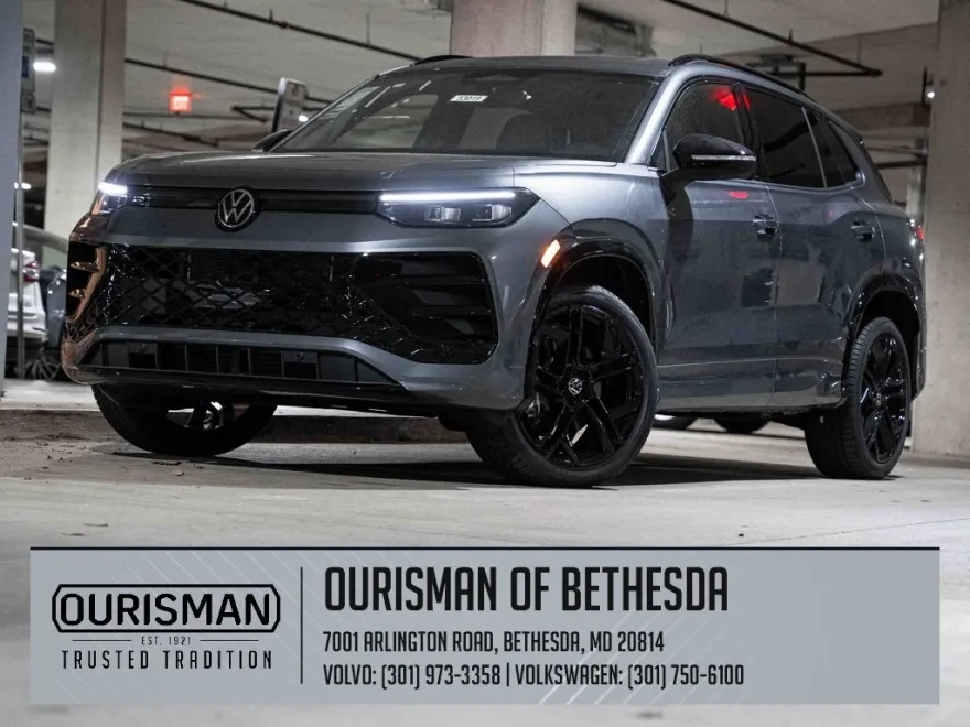 2025 Volkswagen Tiguan SE R-Line Black photo 1