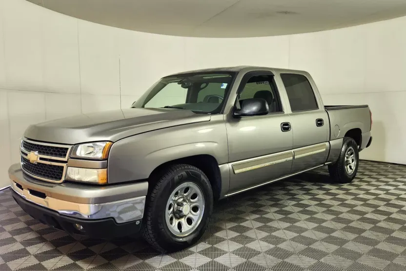 2006 Chevrolet Silverado 1500 LT photo 1