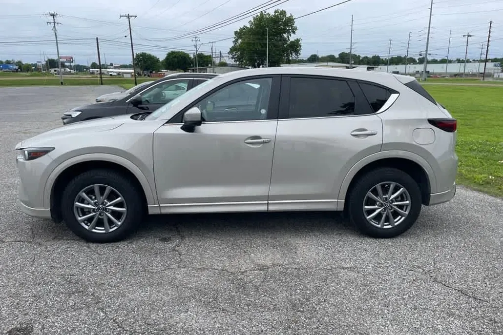 2024 Mazda CX-5 2.5 Select photo 1