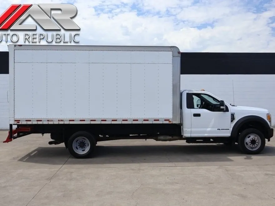2017 Ford F-450 XL photo 1