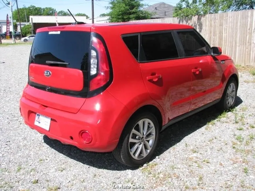 2019 Kia Soul Plus photo 2
