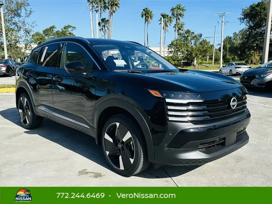 2026 Nissan Kicks SR photo 1