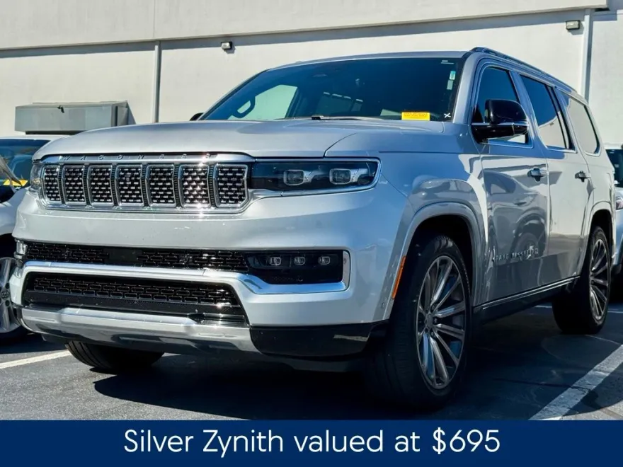 2023 Jeep Grand Wagoneer II photo 1