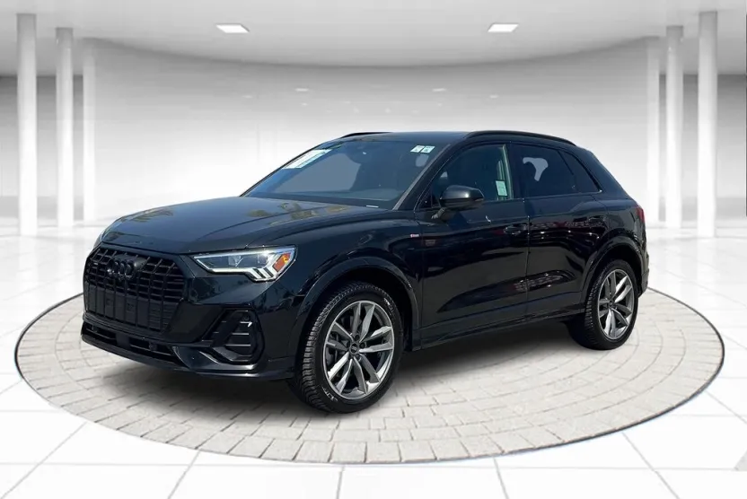 2022 Audi Q3 S line Premium Plus photo 1