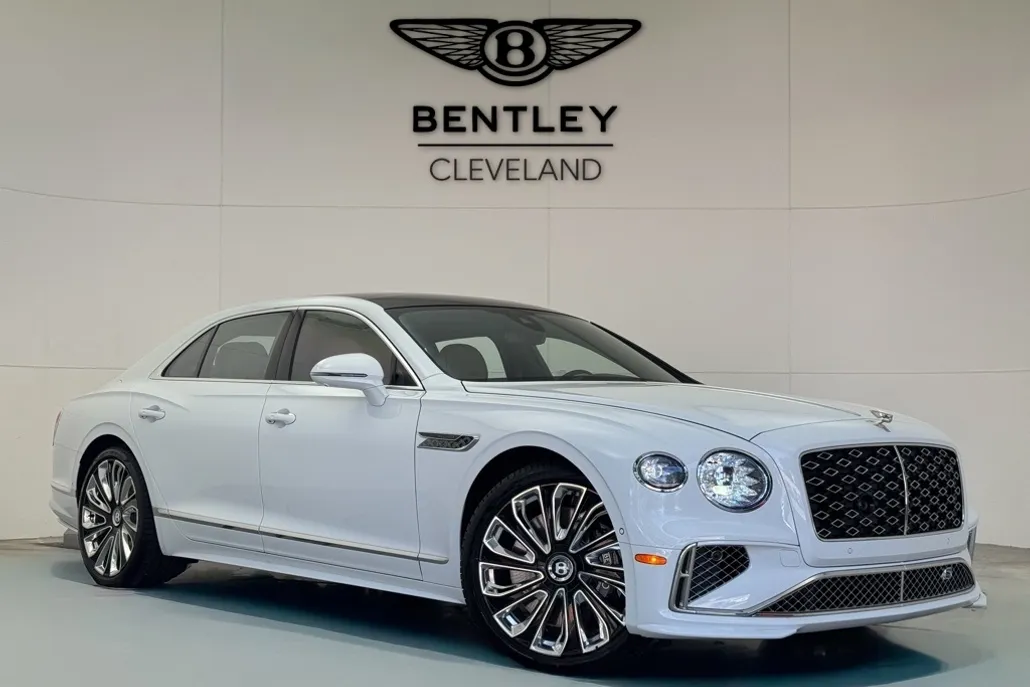 2026 Bentley Flying Spur Base photo 1