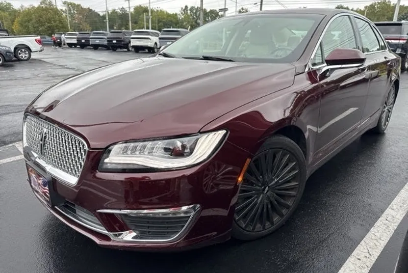 2017 Lincoln MKZ Reserve photo 1