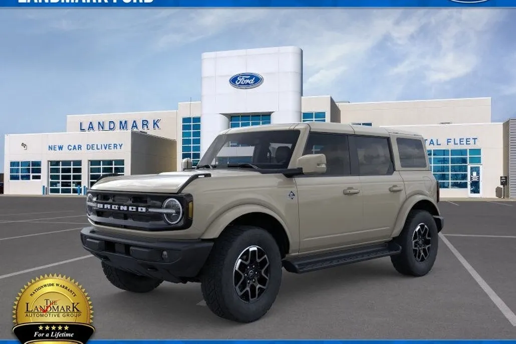 2025 Ford Bronco Outer Banks photo 1