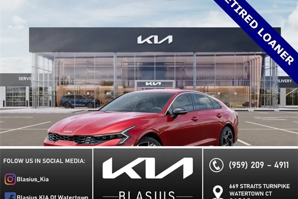 2025 Kia K5 GT-Line photo 1
