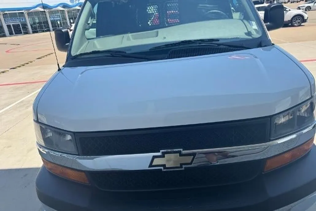 2023 Chevrolet Express 2500 Work Van Cargo photo 1