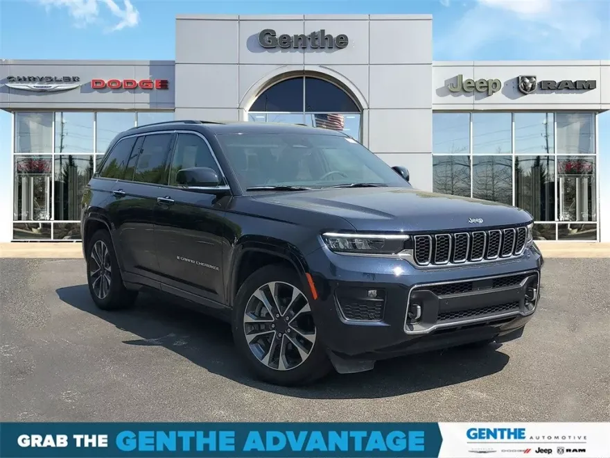 2024 Jeep Grand Cherokee Overland photo 1