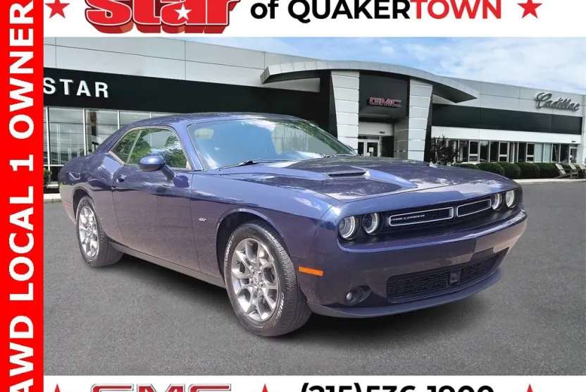 2017 Dodge Challenger GT photo 1