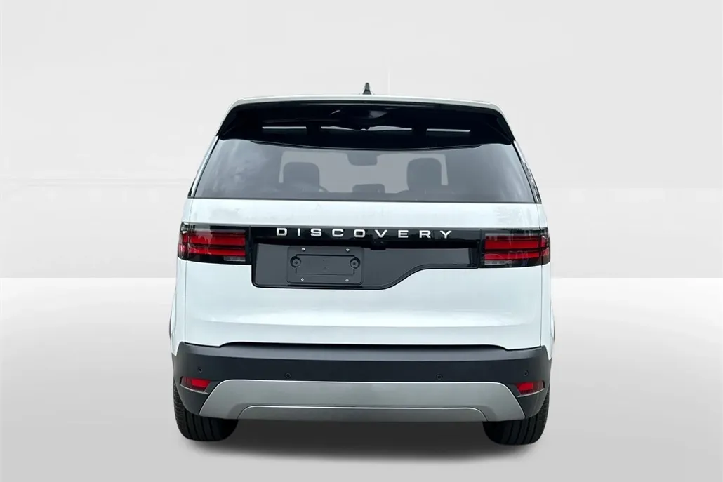 2025 Land Rover Discovery S photo 1