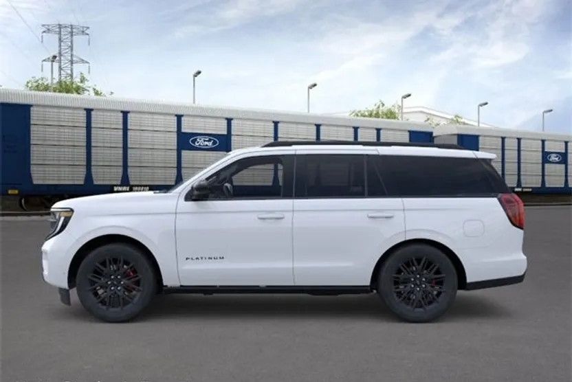 2025 Ford Expedition Platinum photo 1