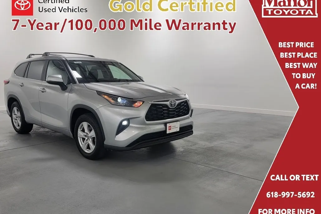 2024 Toyota Highlander LE photo 1