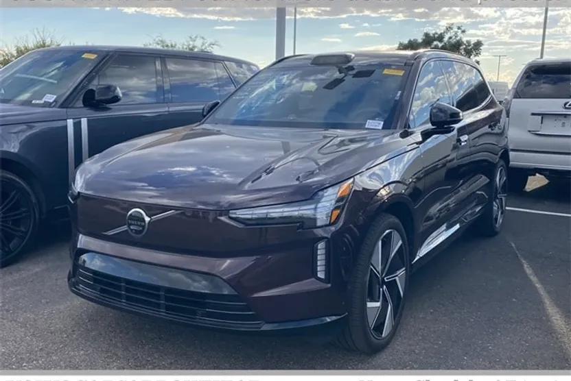 2025 Volvo EX90 Twin Motor Performance Ultra photo 1