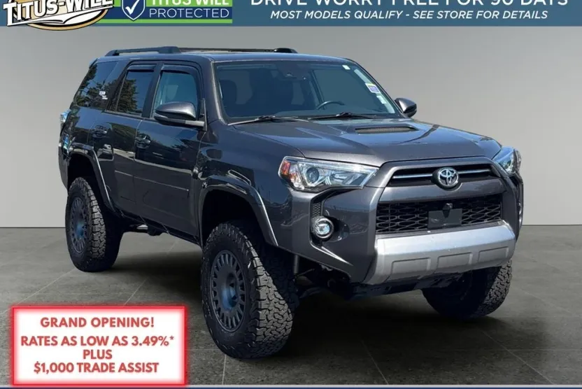 2023 Toyota 4Runner TRD Off-Road Premium photo 1