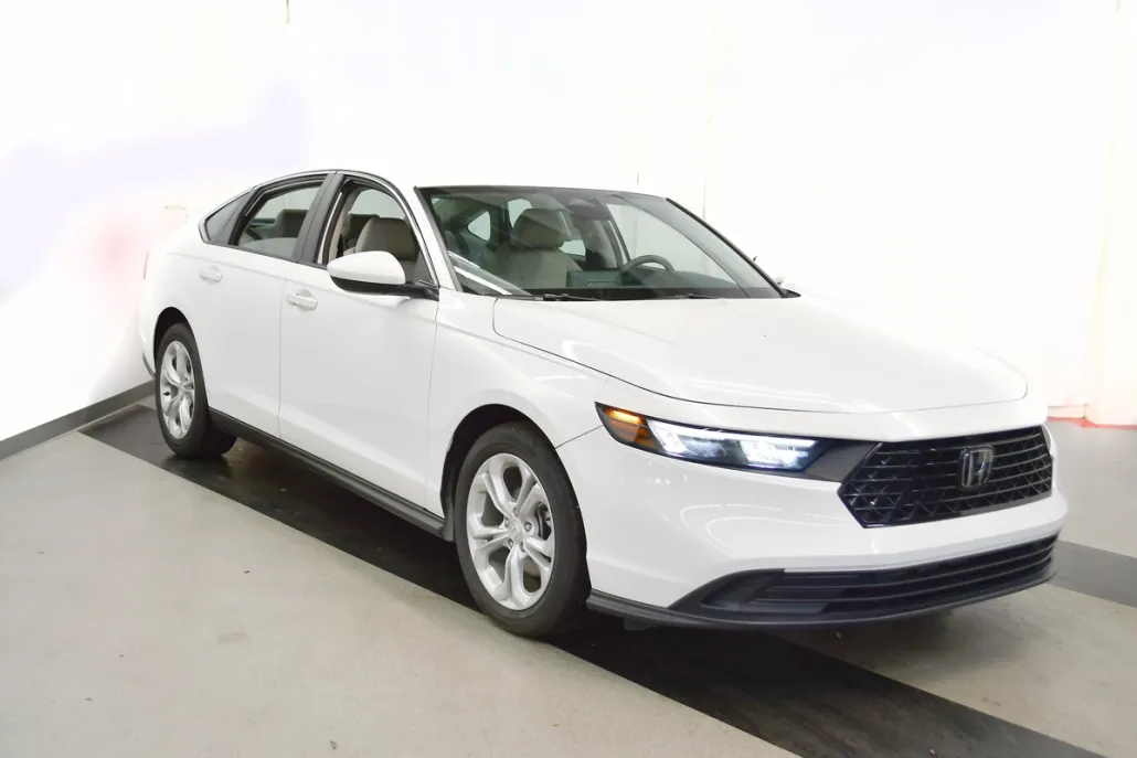 2024 Honda Accord LX photo 1