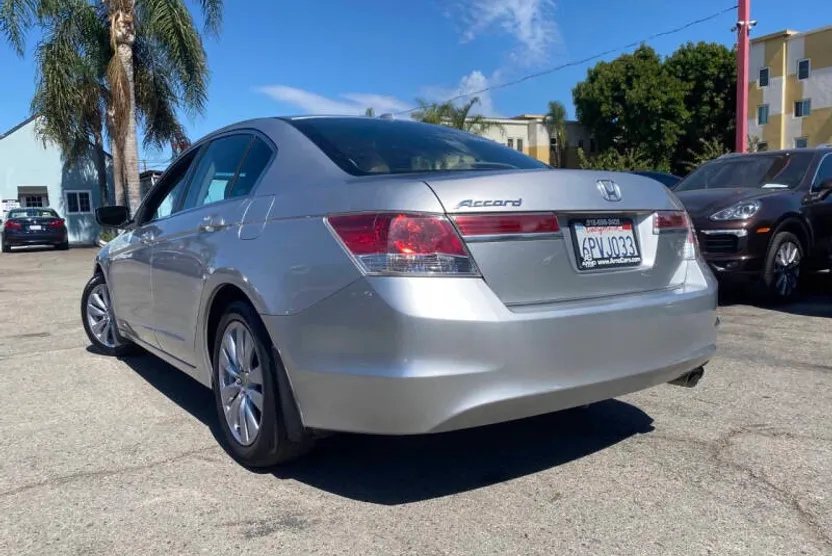 2011 Honda Accord EX-L photo 1