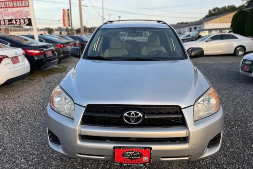 2011 Toyota RAV4 Base photo 1