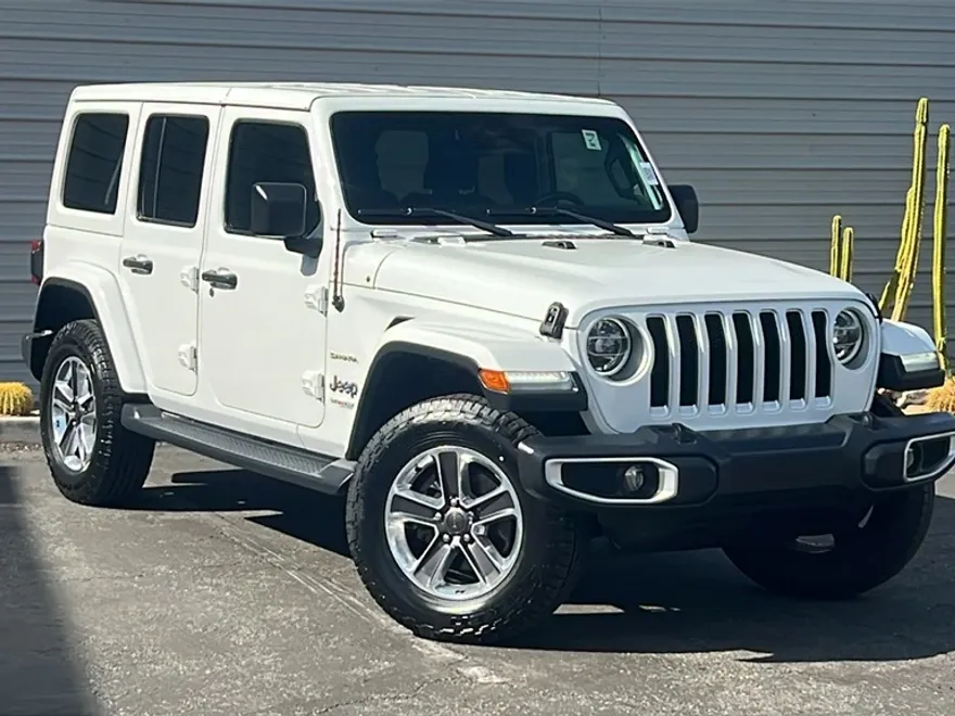 2020 Jeep Wrangler Unlimited Sahara photo 1