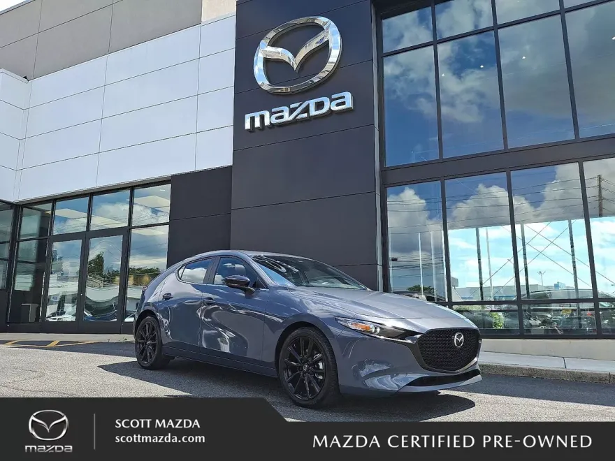 2024 Mazda Mazda3 Hatchback 2.5 s Carbon photo 1