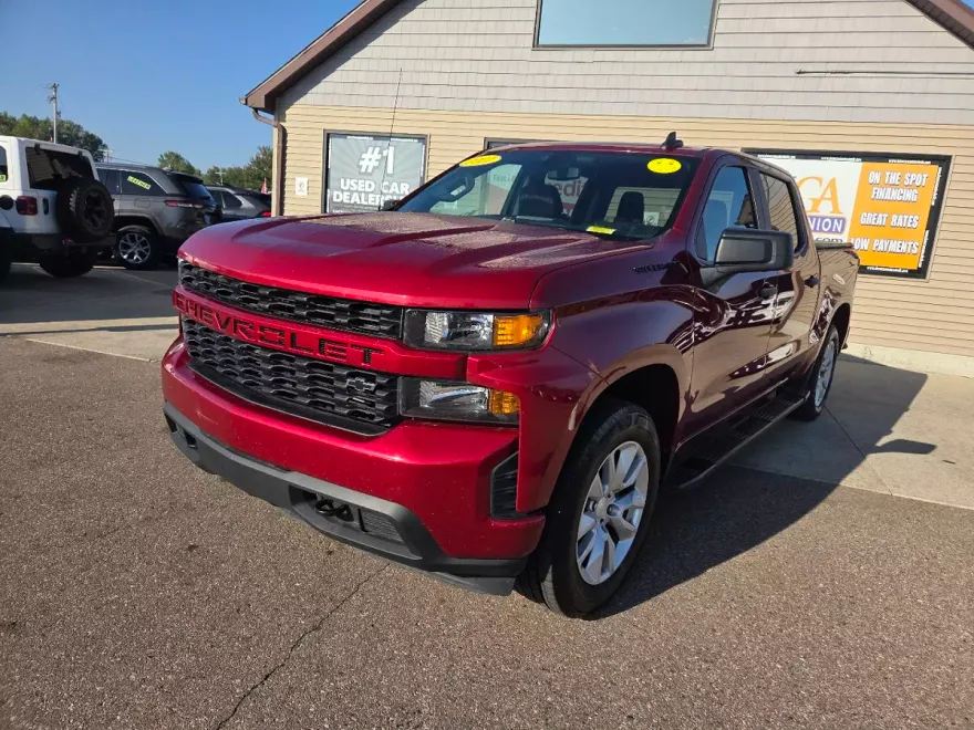 2021 Chevrolet Silverado 1500 Custom photo 1