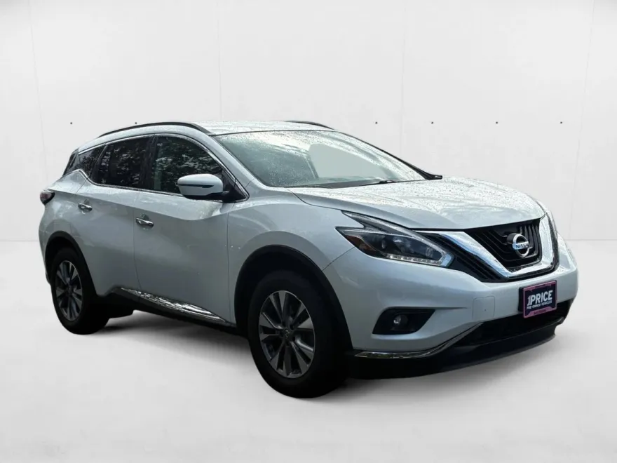2018 Nissan Murano SV photo 1