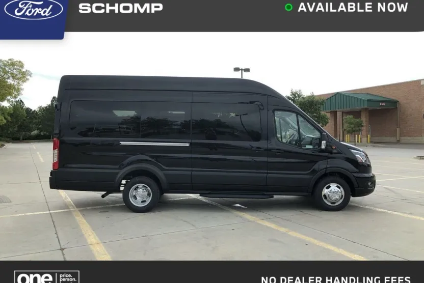 2025 Ford Transit Passenger XLT photo 1