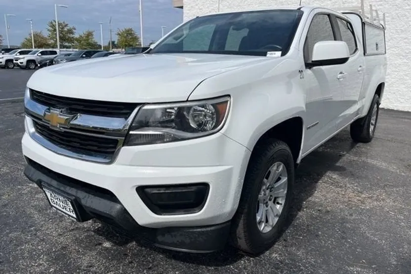2017 Chevrolet Colorado LT photo 1