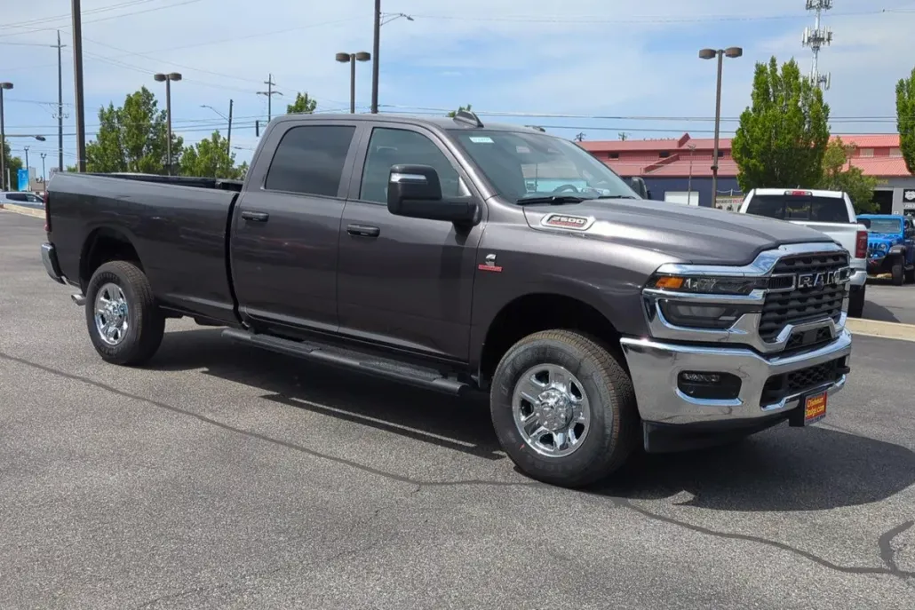 2025 Ram 2500 Tradesman photo 1