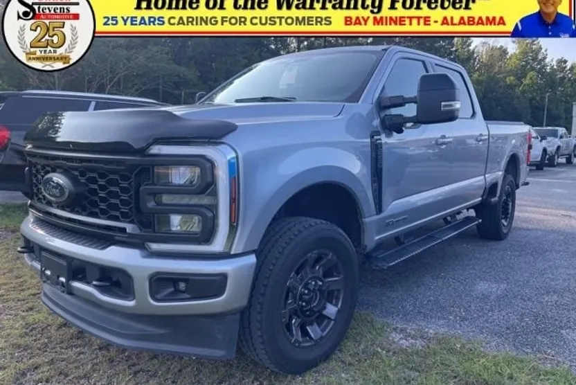 2024 Ford F-250 Lariat photo 1