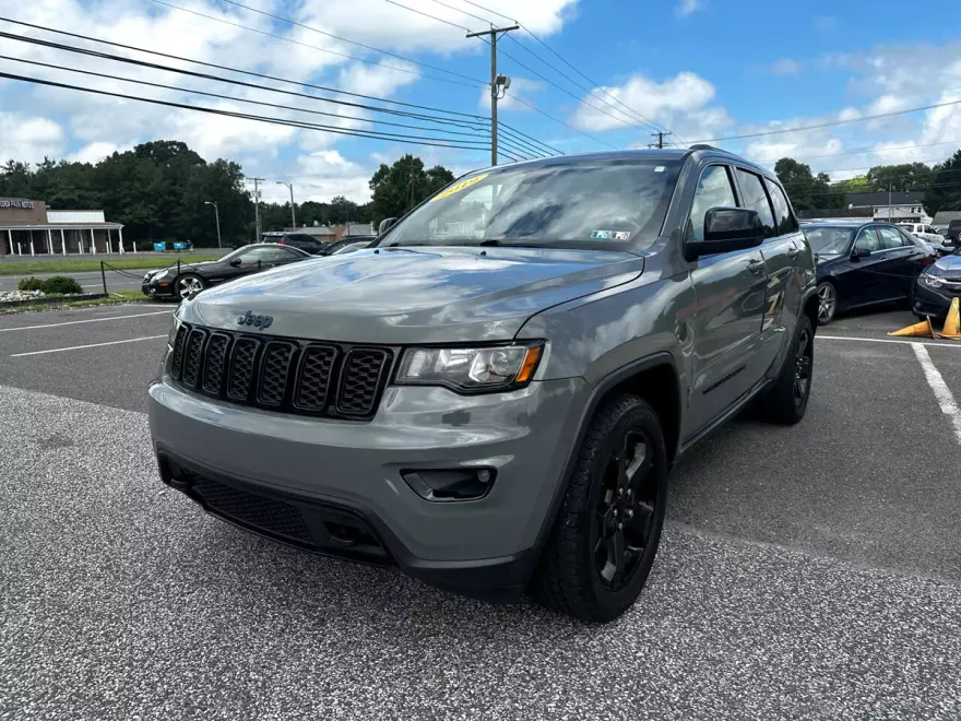 2019 Jeep Grand Cherokee Upland photo 1