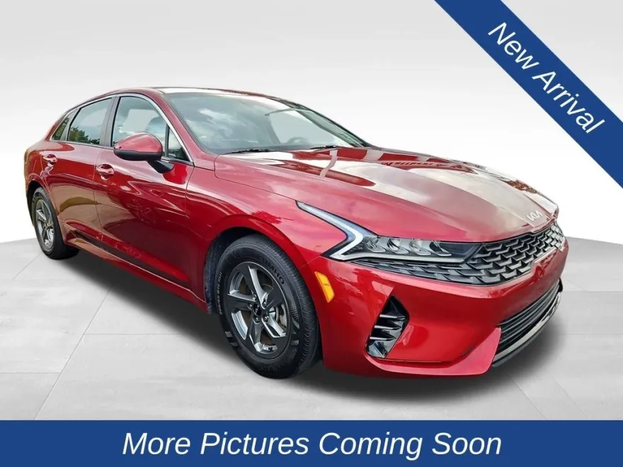 2023 Kia K5 LXS photo 1
