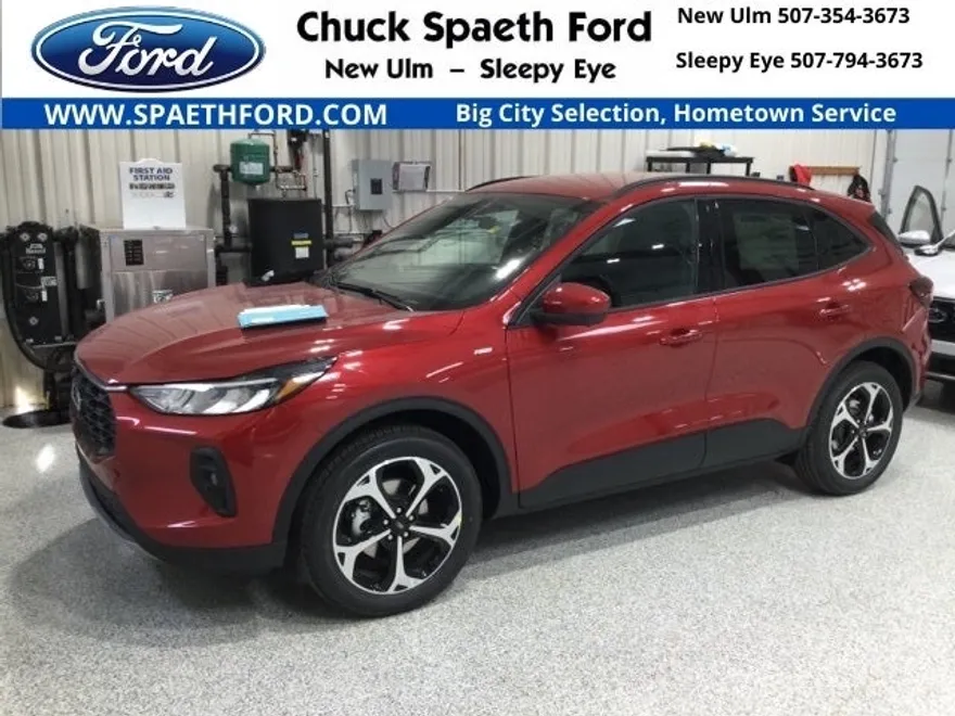 2025 Ford Escape Hybrid ST-Line Select photo 1