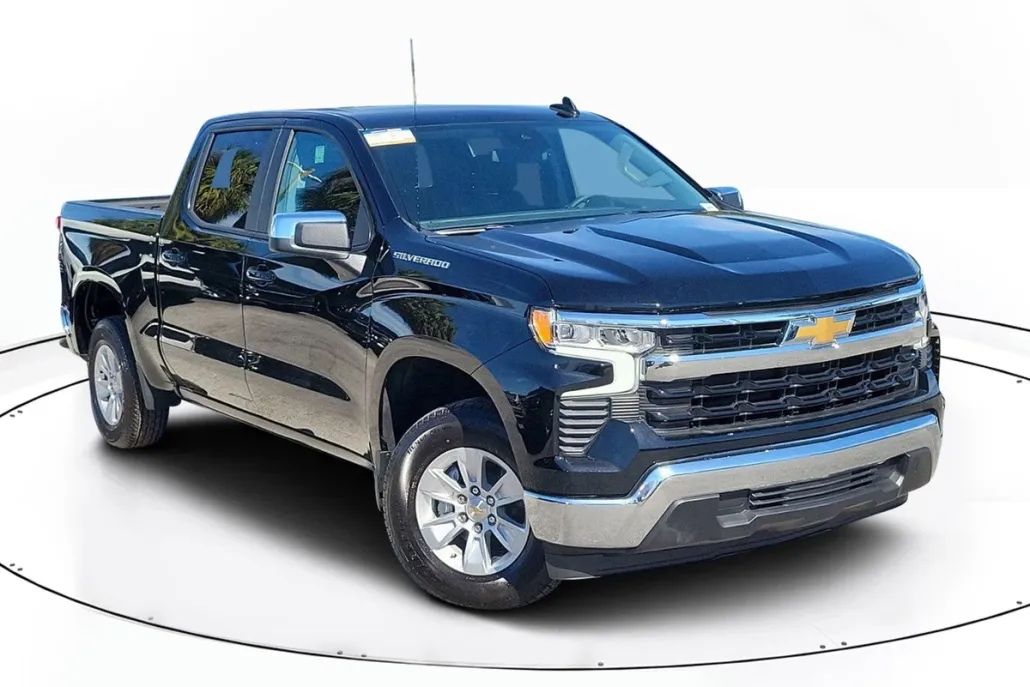 2025 Chevrolet Silverado 1500 LT photo 1