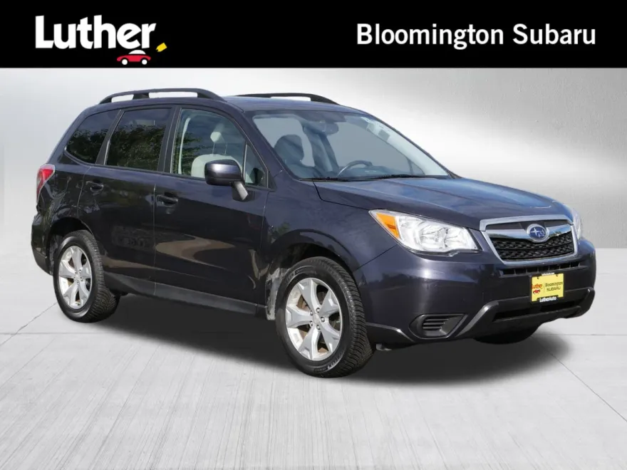 2015 Subaru Forester 2.5i Premium photo 1