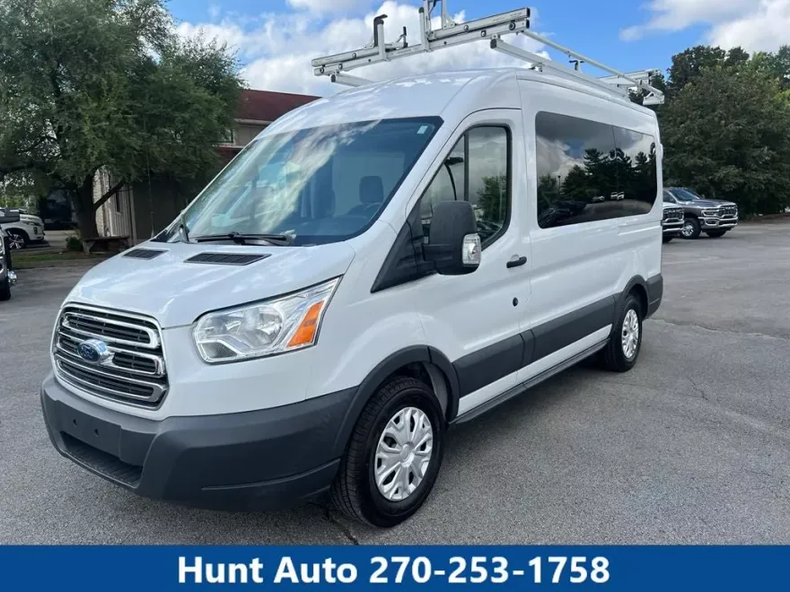 2018 Ford Transit XLT photo 1