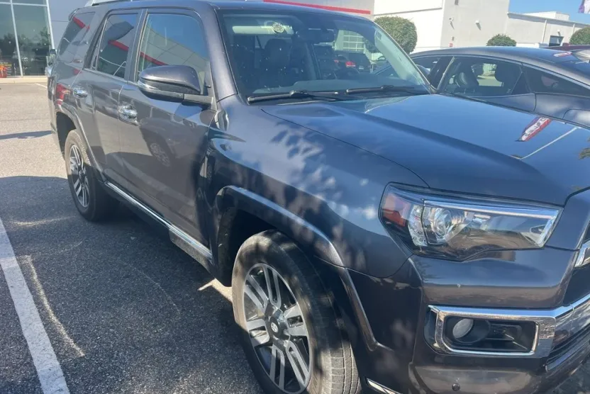 2019 Toyota 4Runner Limited 4WD photo 1