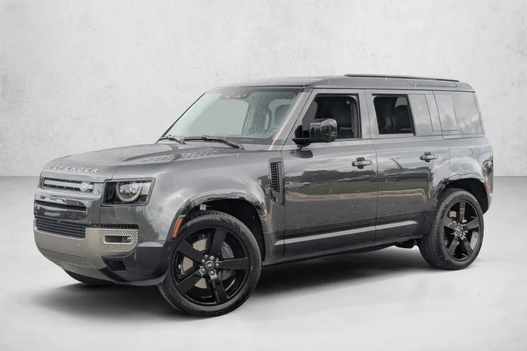 2025 Land Rover Defender 110 X-Dynamic SE photo 1