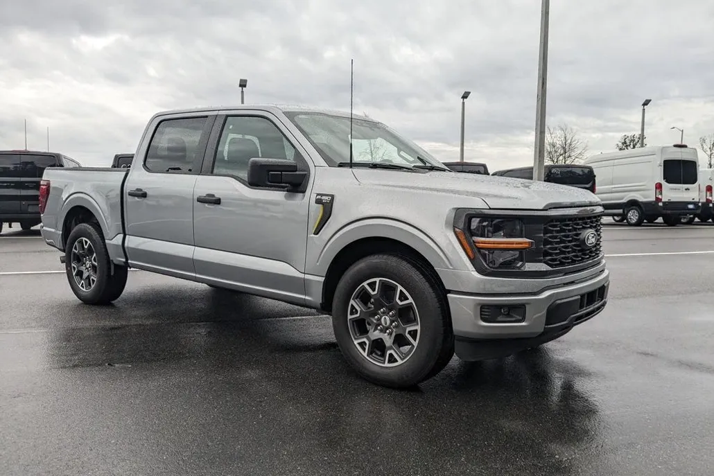 2025 Ford F-150 STX photo 1