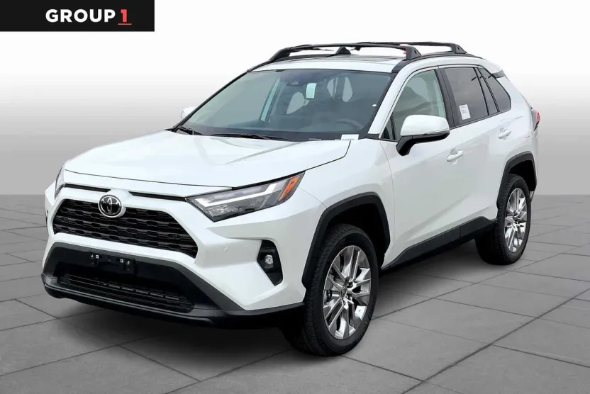 2025 Toyota RAV4 XLE Premium photo 1