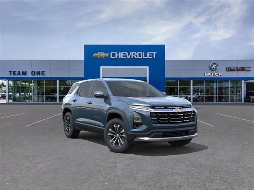 2026 Chevrolet Equinox LT photo 1