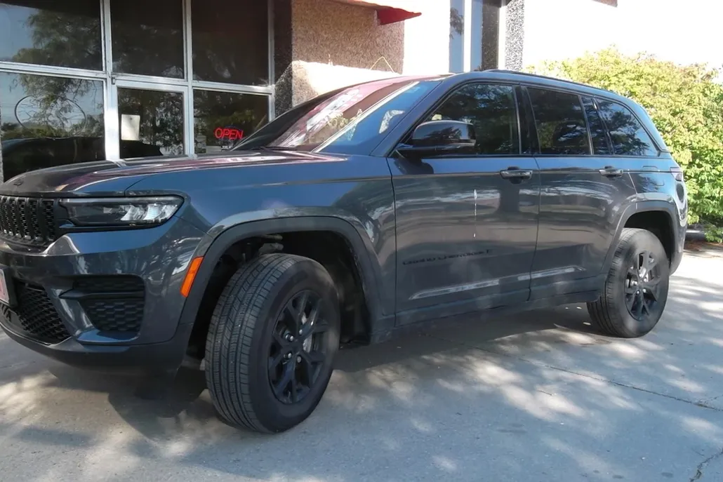 2024 Jeep Grand Cherokee Altitude X photo 1