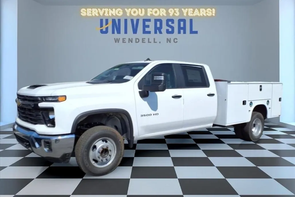 2025 Chevrolet Silverado 3500HD Work Truck photo 1