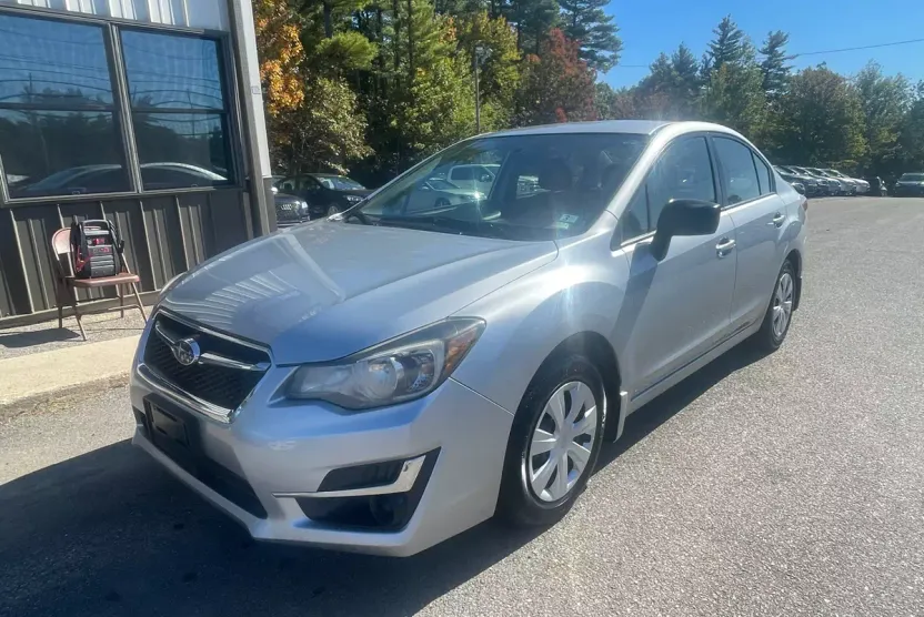 2015 Subaru Impreza 2.0i photo 1