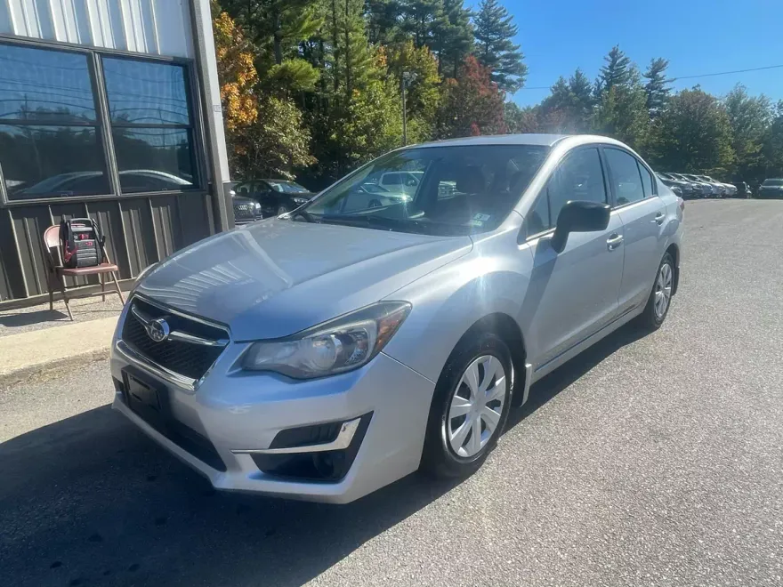 2015 Subaru Impreza 2.0i photo 1