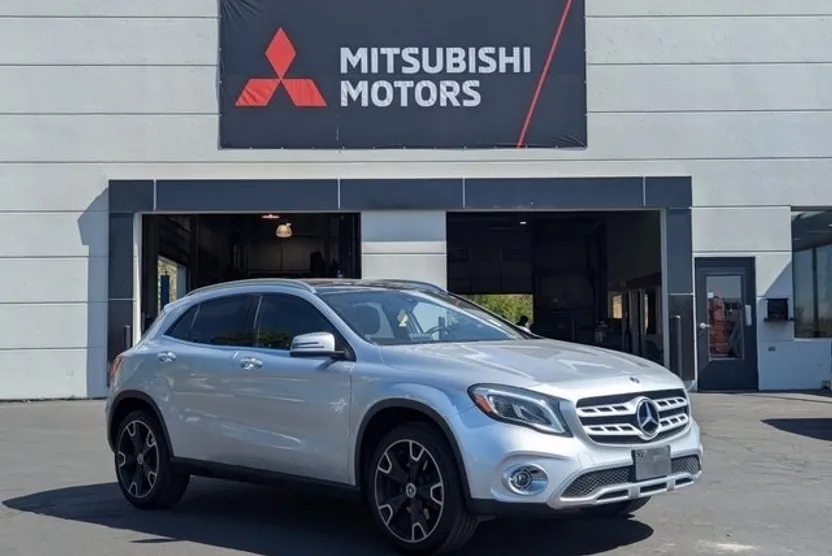 2019 Mercedes Benz GLA 250 4MATIC photo 1