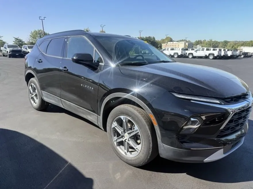 2023 Chevrolet Blazer 2LT photo 1